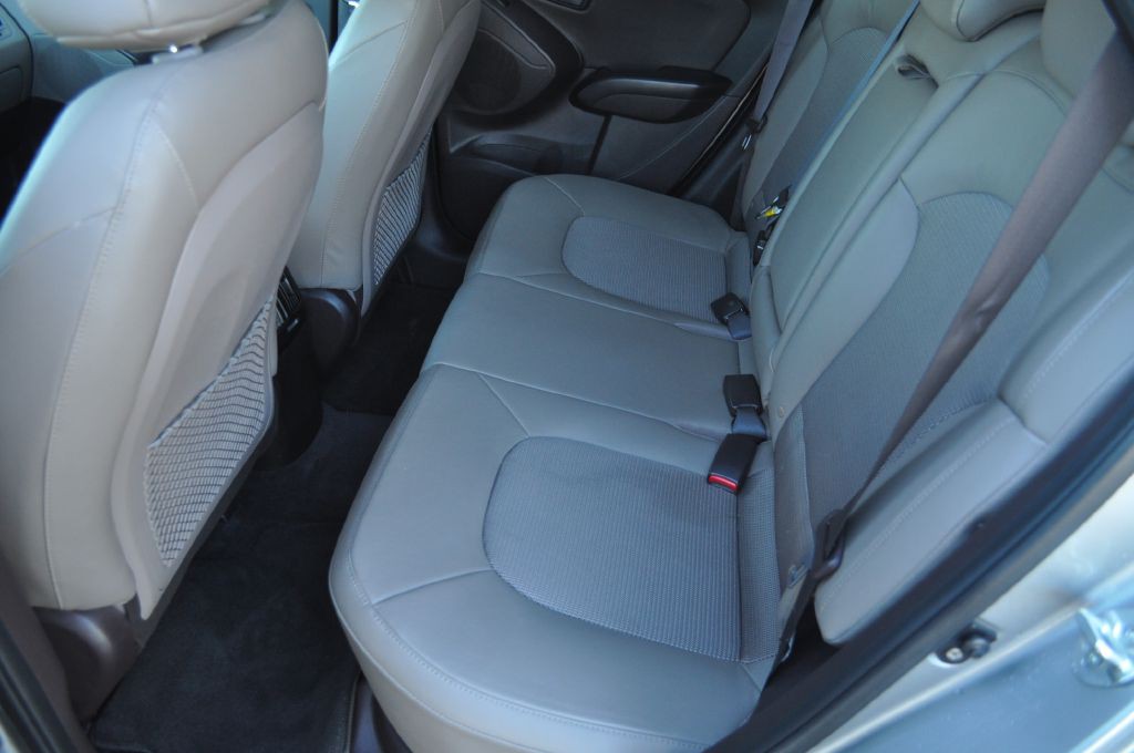 2015 Hyundai Tucson Image 10