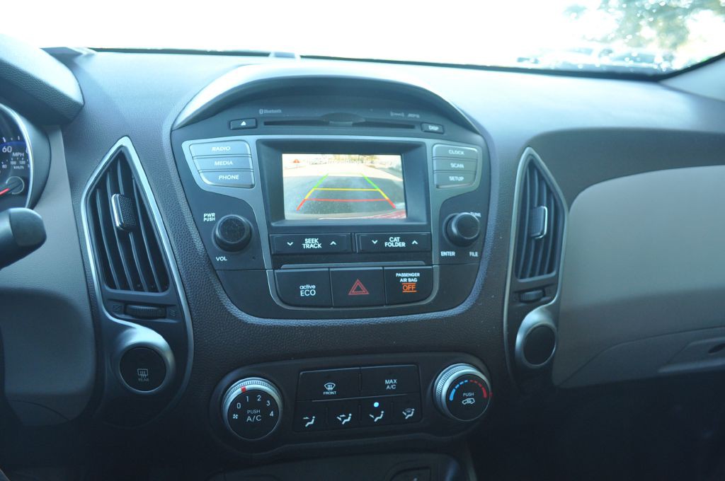 2015 Hyundai Tucson Image 13