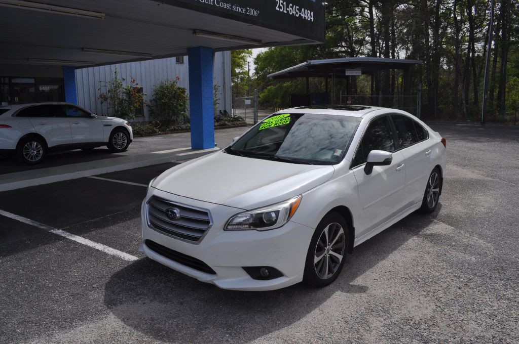 2015 Subaru Legacy Image 1