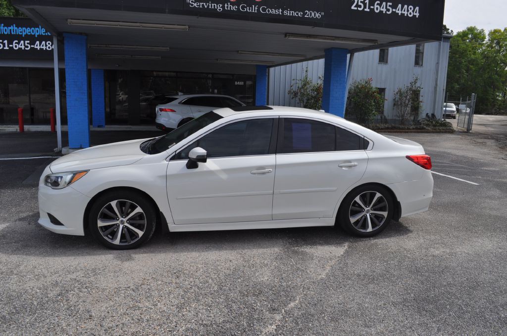 2015 Subaru Legacy Image 2