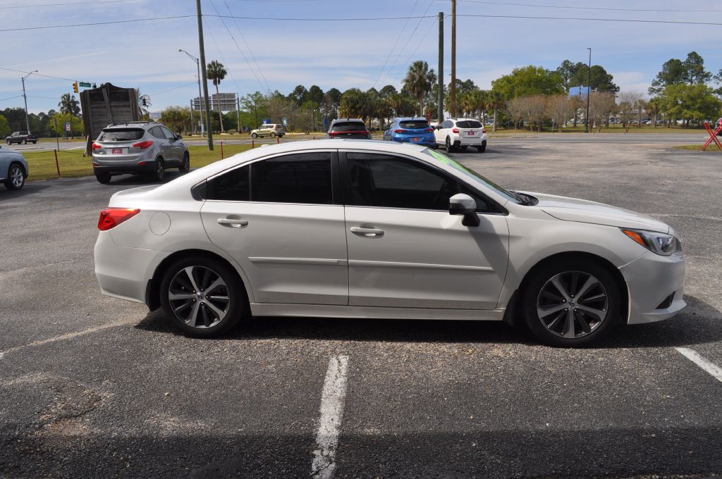 2015 Subaru Legacy Image 5