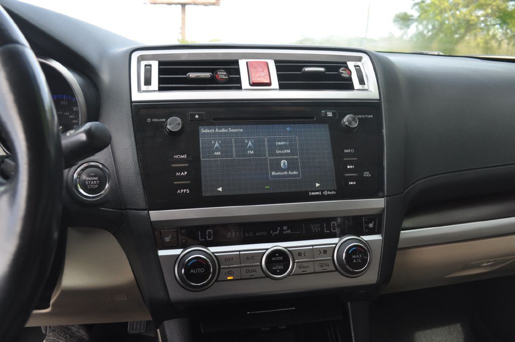 2015 Subaru Legacy Image 13