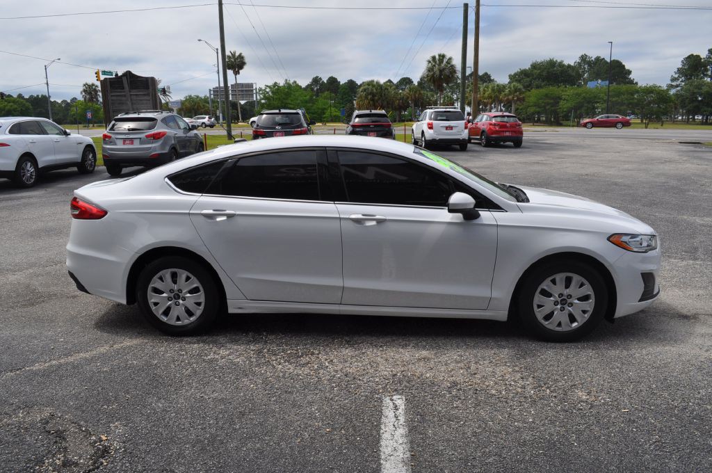2019 Ford Fusion Image 5