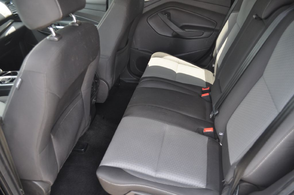 2017 Ford Escape Image 10