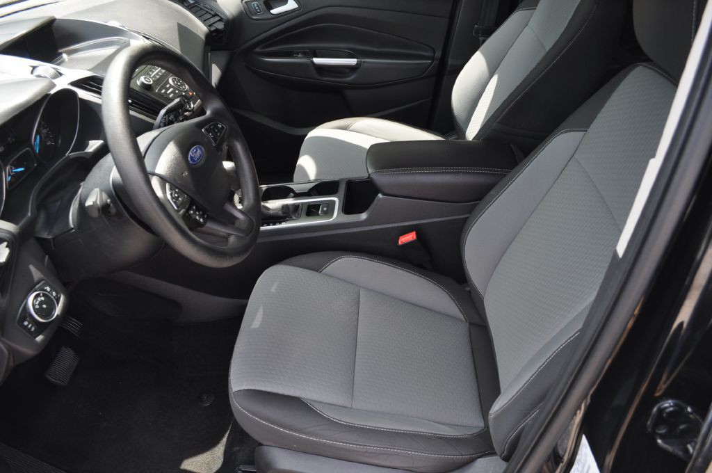 2017 Ford Escape Image 11