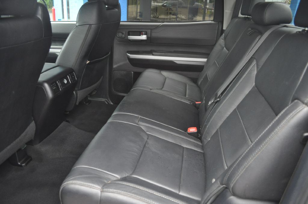 2014 Toyota Tundra Image 10