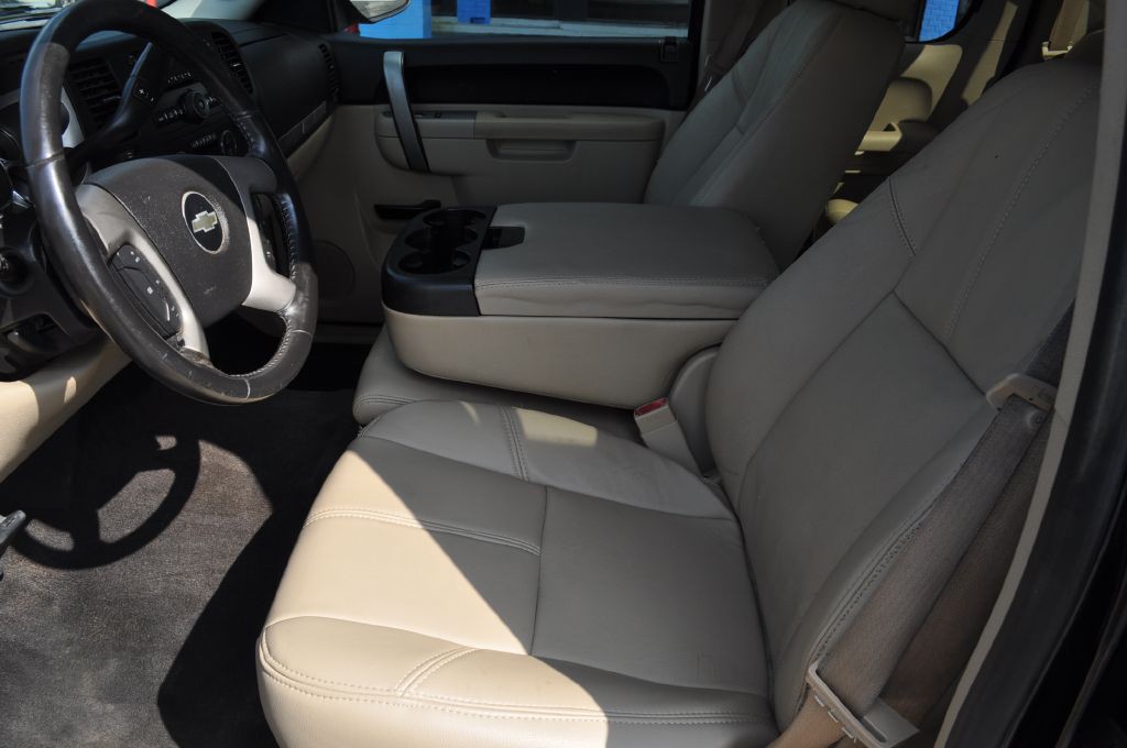 2010 Chevrolet Silverado 1500 Image 11