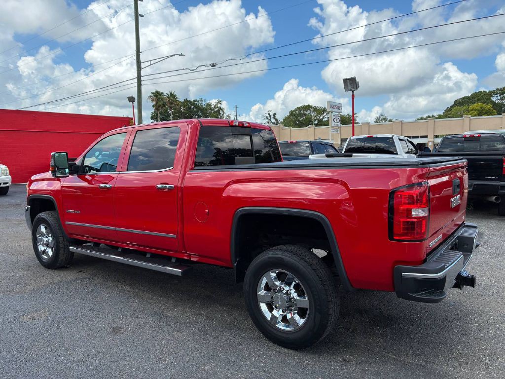 2015 GMC Sierra 2500 Image 3