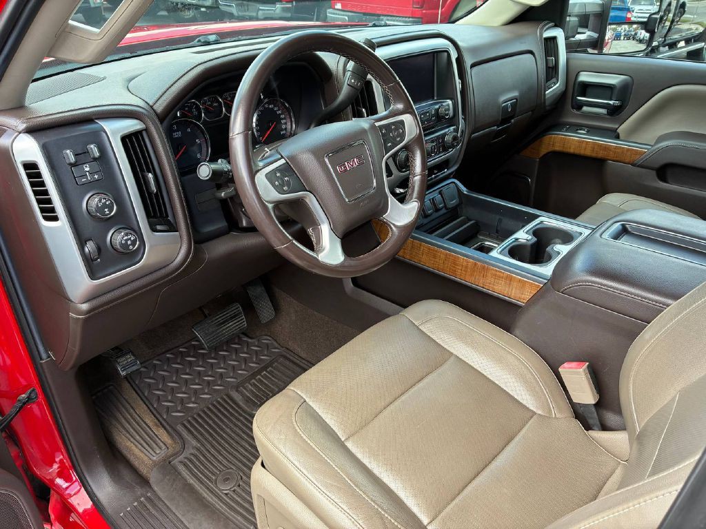 2015 GMC Sierra 2500 Image 10