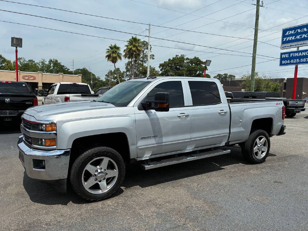 2016 Chevrolet Silverado 1500 Image 2
