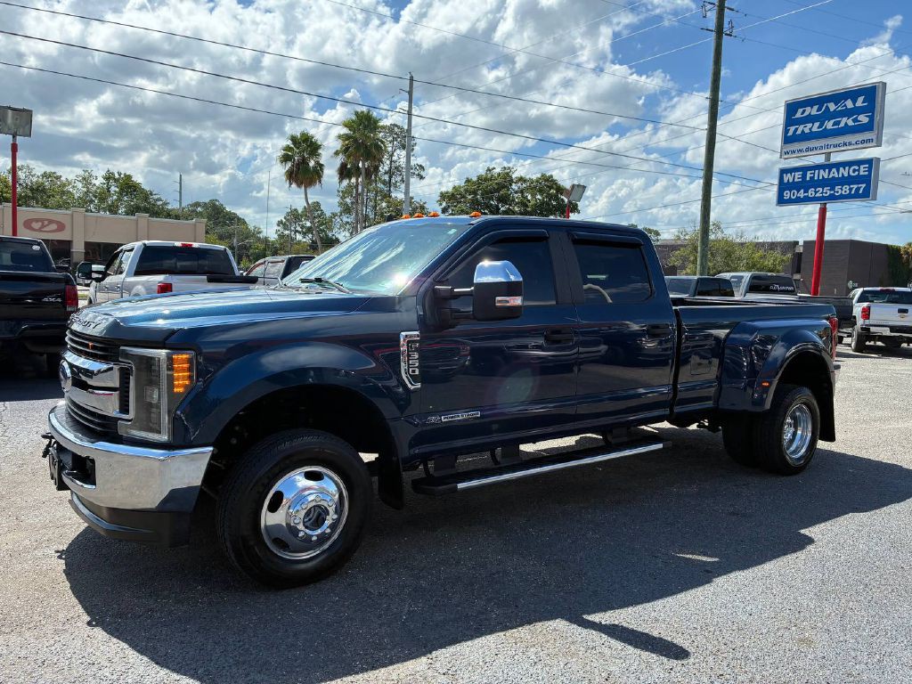 2019 Ford F-350 Image 2