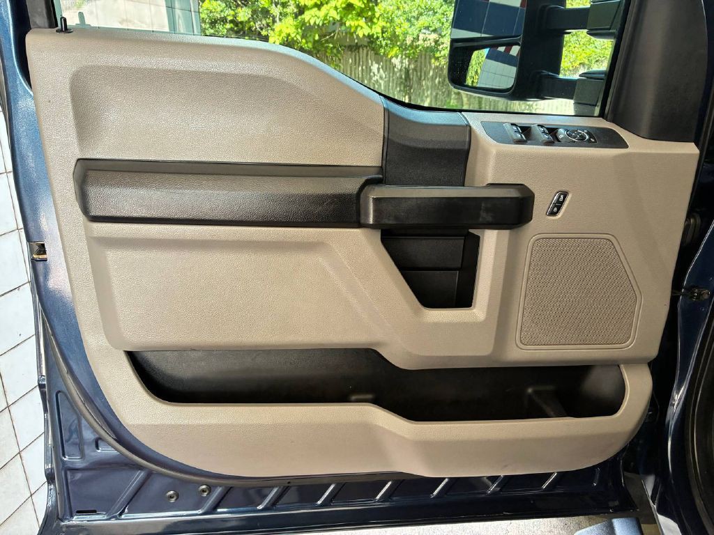 2019 Ford F-350 Image 11