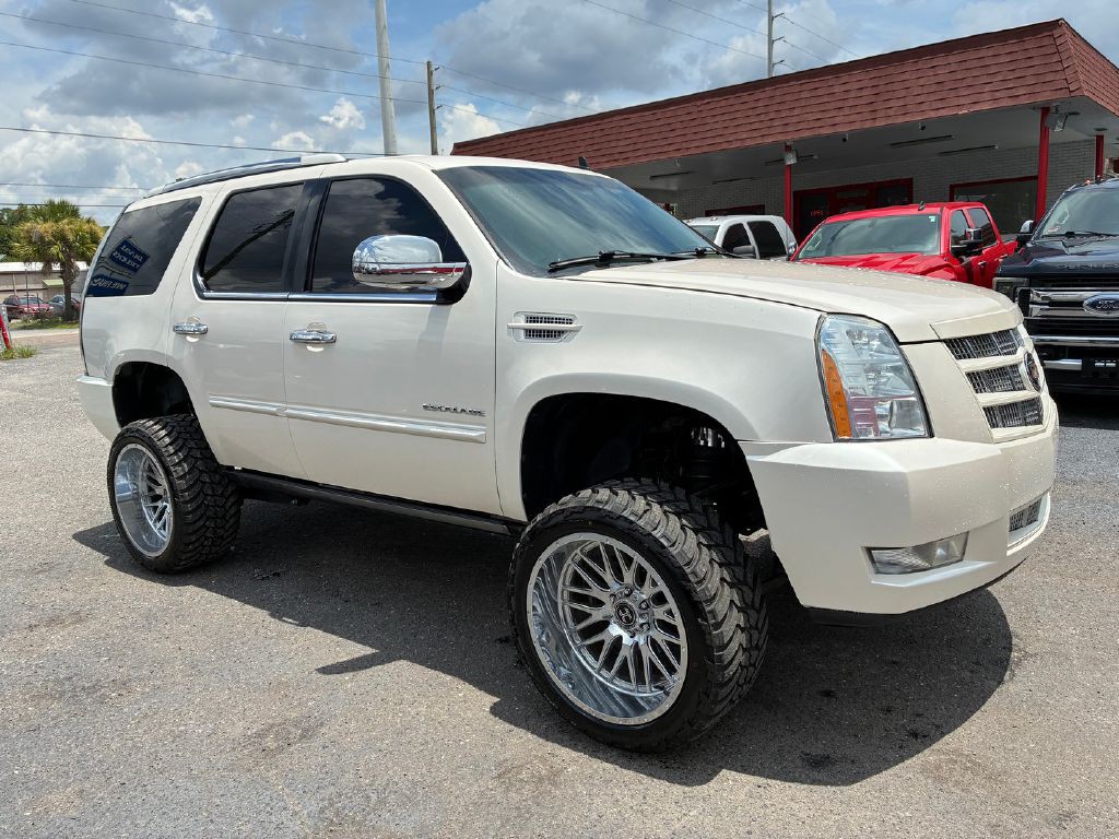 2013 Cadillac Escalade Image 7