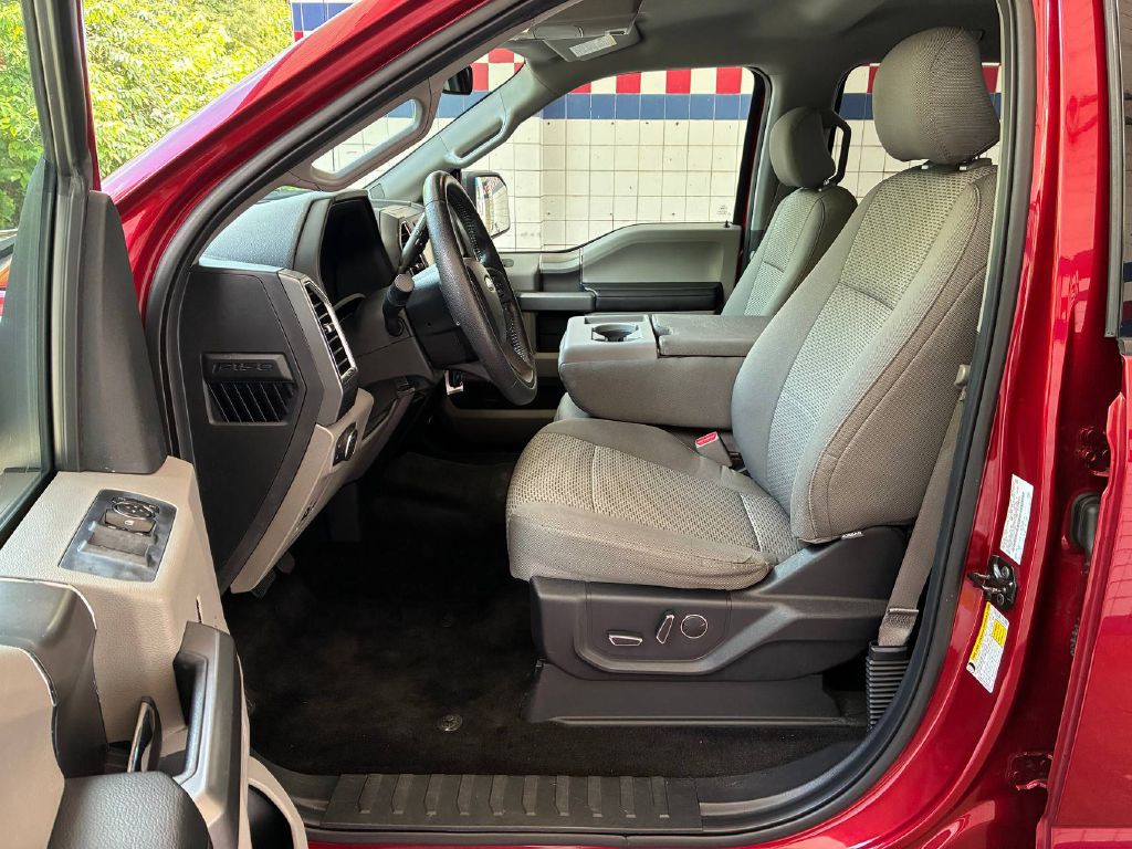 2015 Ford F-150 Image 9