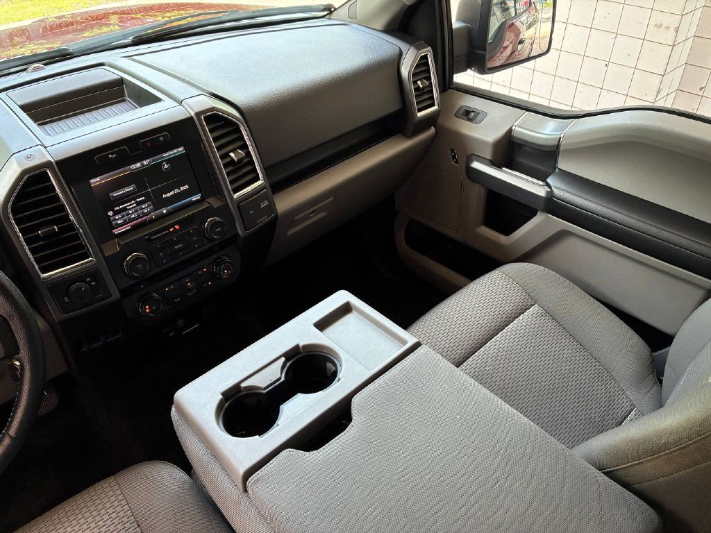 2015 Ford F-150 Image 17