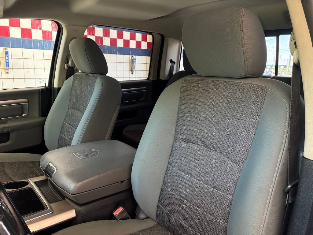 2014 RAM 1500 Image 11