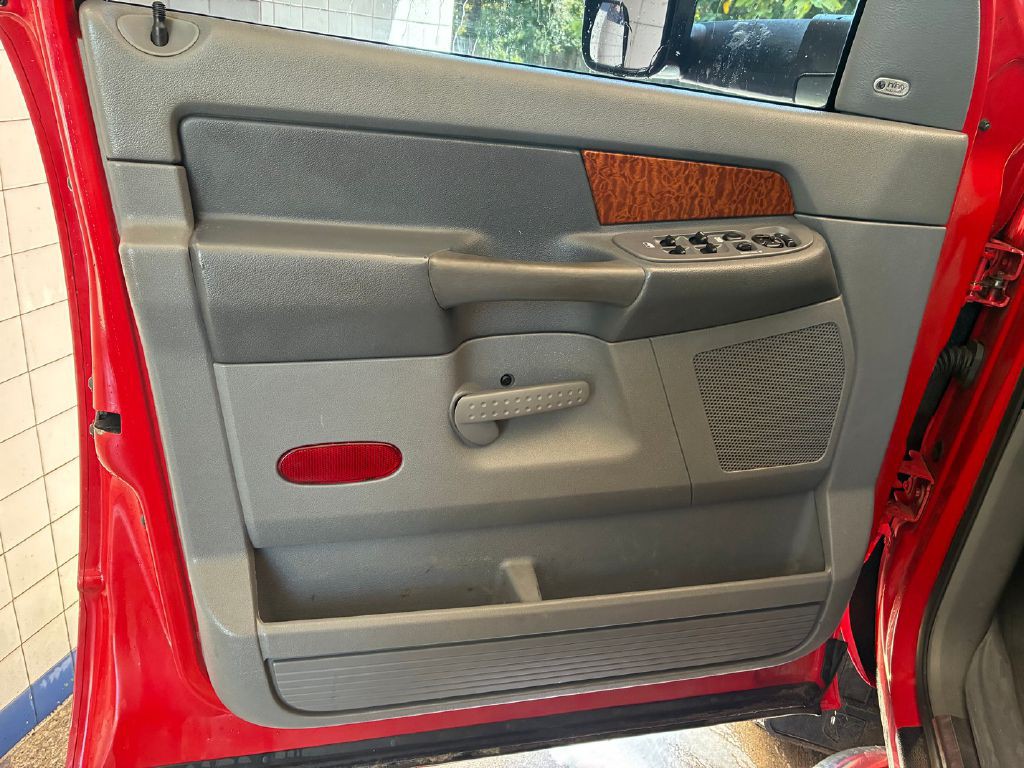 2006 Dodge Ram 3500 Image 11