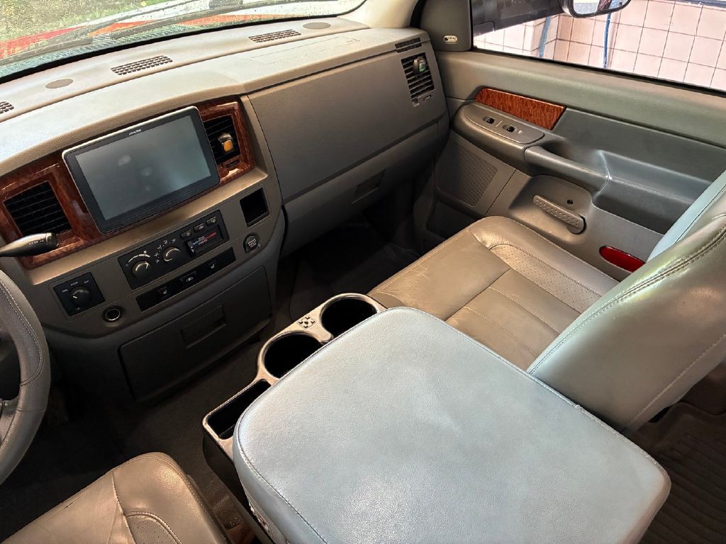 2006 Dodge Ram 3500 Image 19