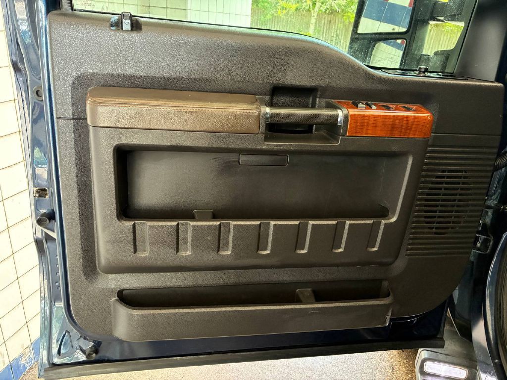 2015 Ford F-350 Image 11