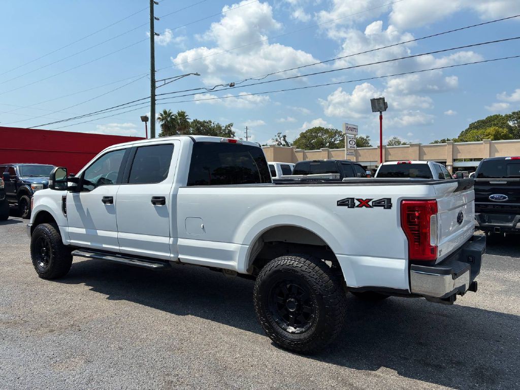 2017 Ford F-250 Image 3