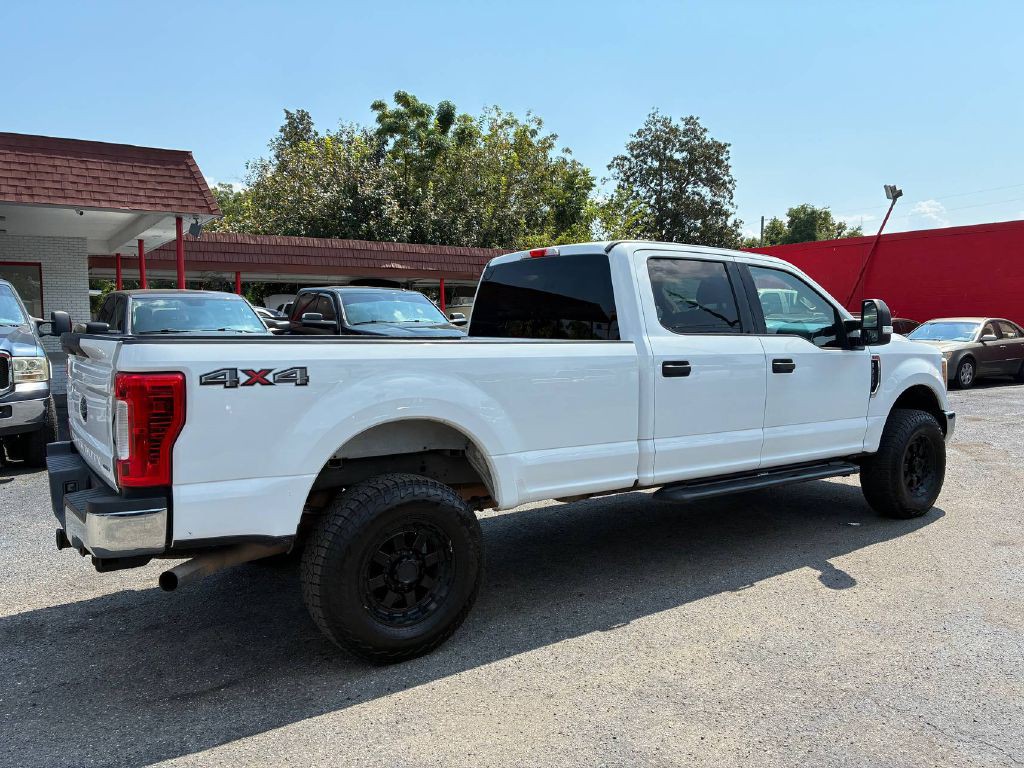 2017 Ford F-250 Image 6