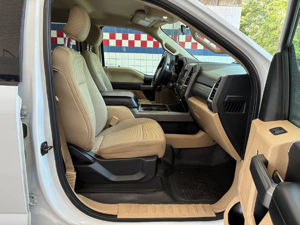 2017 Ford F-250 Image 16