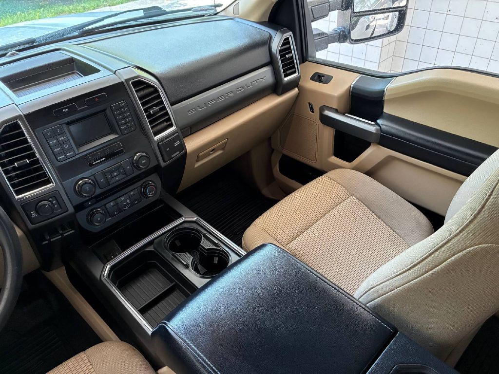 2017 Ford F-250 Image 20