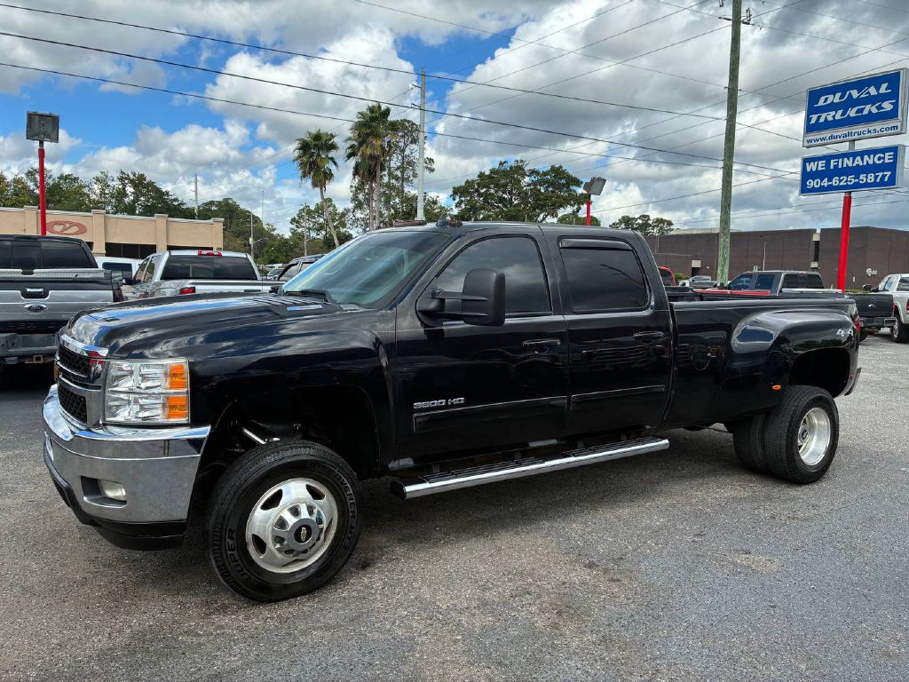 2013 Chevrolet Silverado 1500 Image 2