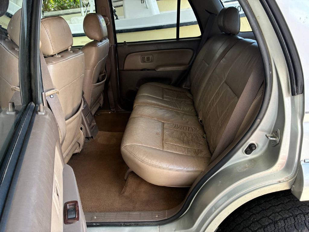 2001 Toyota 4Runner Image 14
