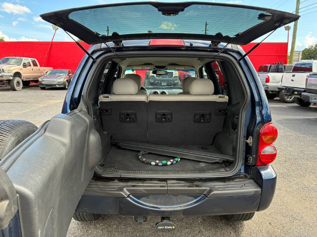 2004 Jeep Liberty Image 13