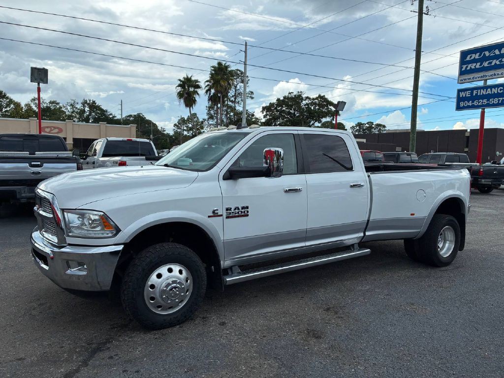 2014 RAM 3500 Image 2