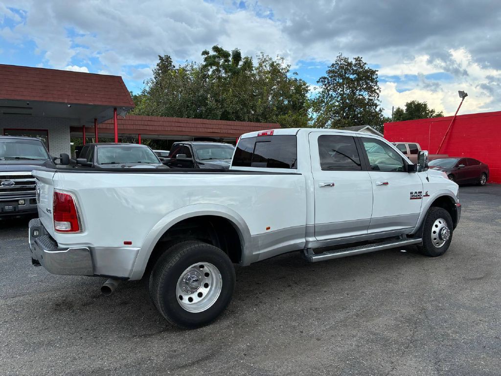 2014 RAM 3500 Image 6