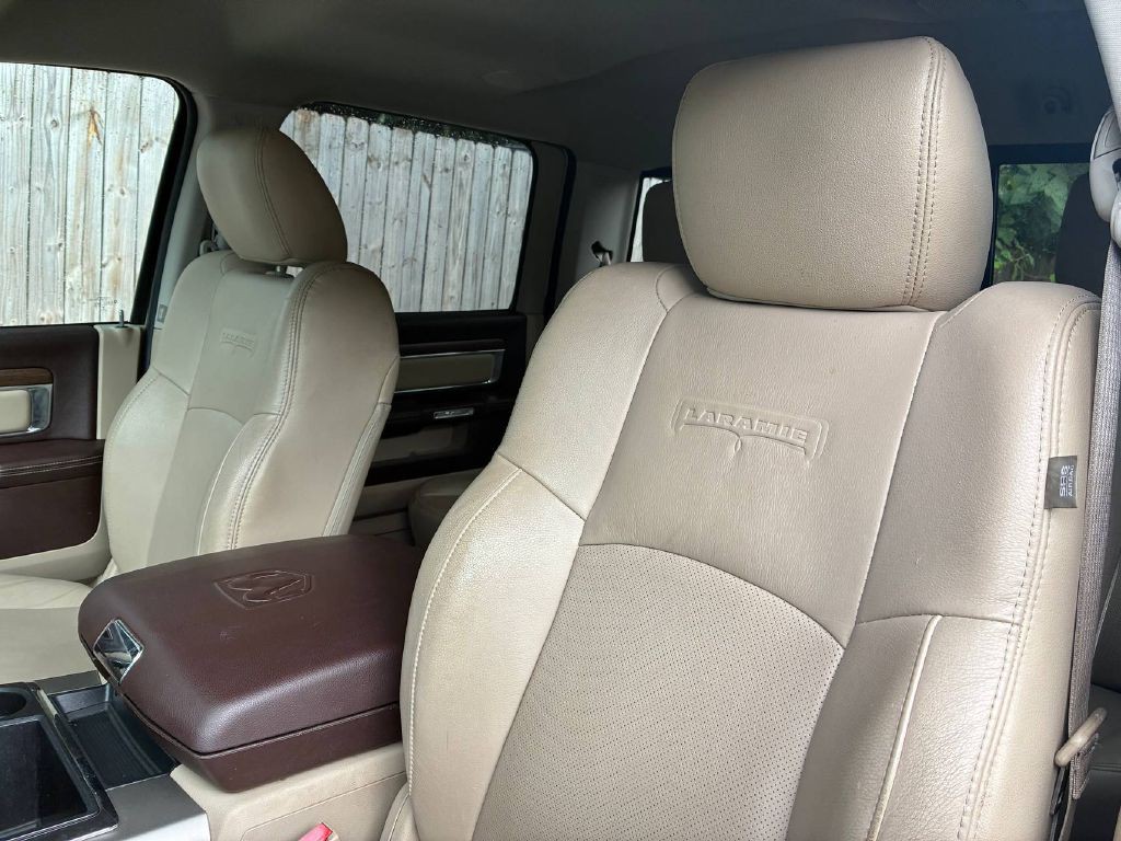 2014 RAM 3500 Image 12
