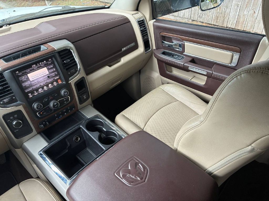 2014 RAM 3500 Image 21