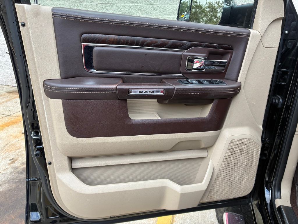 2014 RAM 2500 Image 12