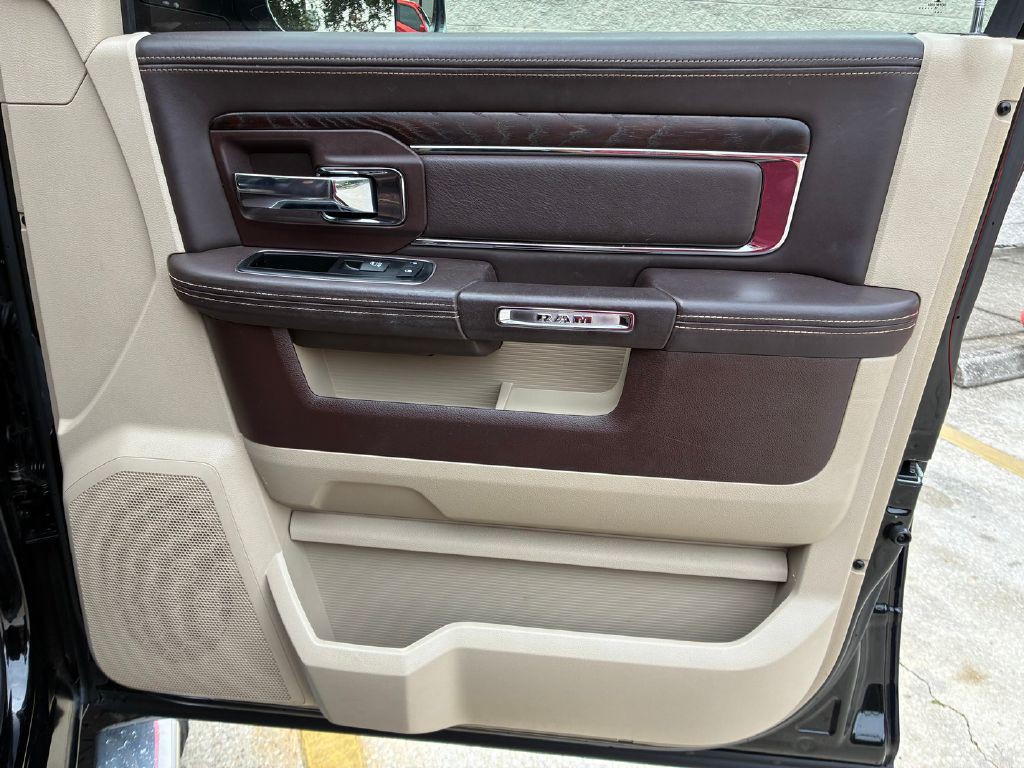 2014 RAM 2500 Image 17