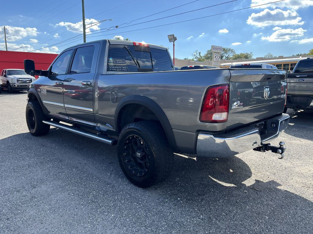 2013 RAM 2500 Image 3