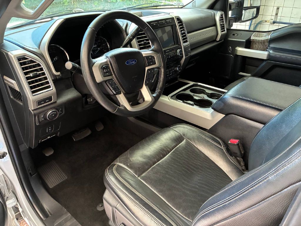2017 Ford F-250 Image 11