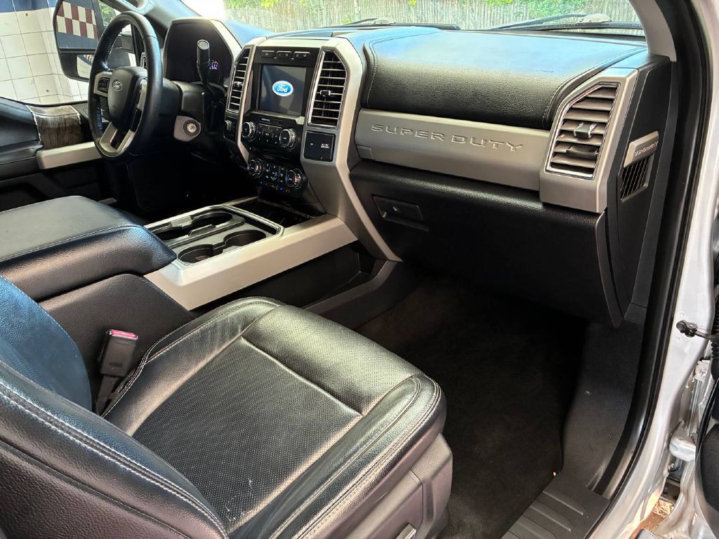 2017 Ford F-250 Image 16