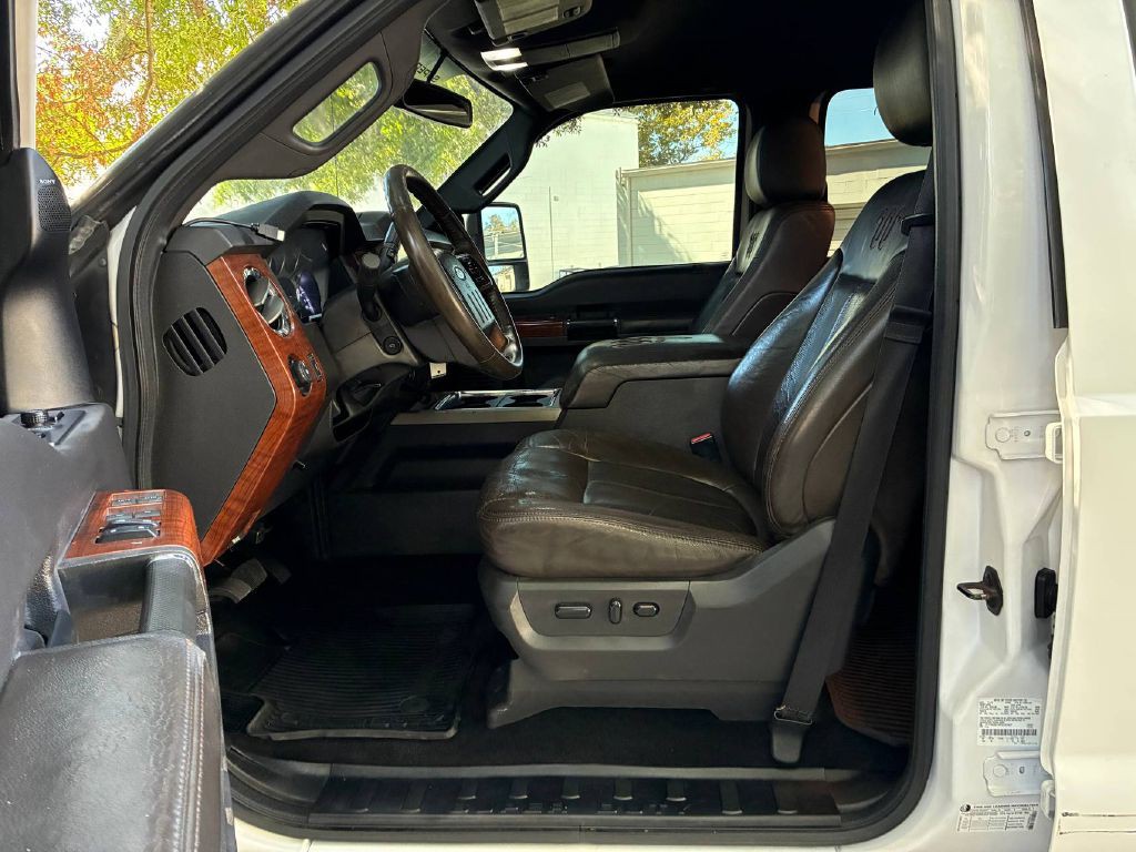 2015 Ford F-250 Image 10