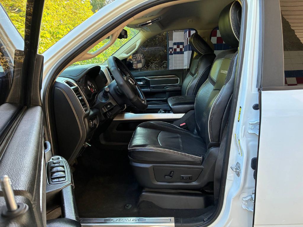 2020 RAM 3500 Image 10