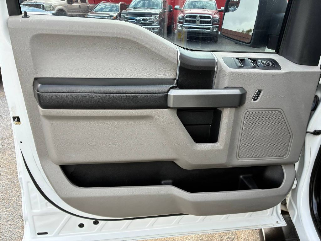 2016 Ford F-150 Image 10