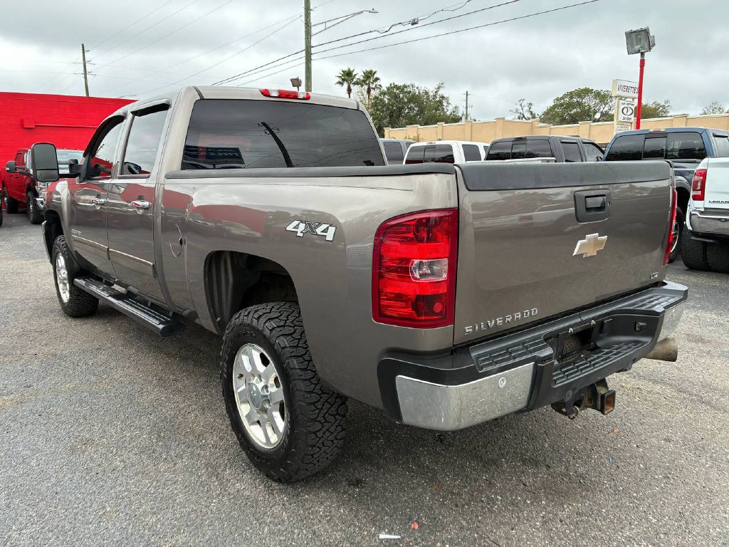 2011 Chevrolet Silverado 1500 Image 4