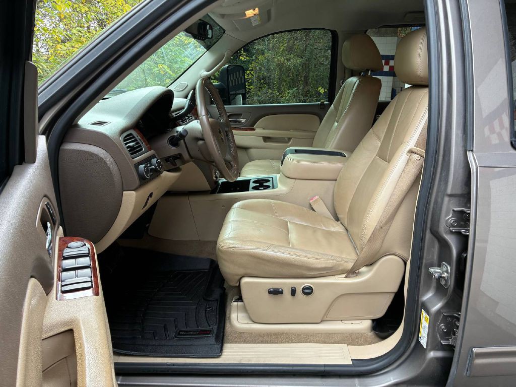 2011 Chevrolet Silverado 1500 Image 9