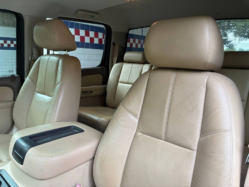 2011 Chevrolet Silverado 1500 Image 12