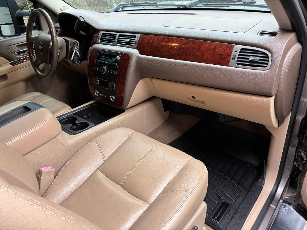 2011 Chevrolet Silverado 1500 Image 16