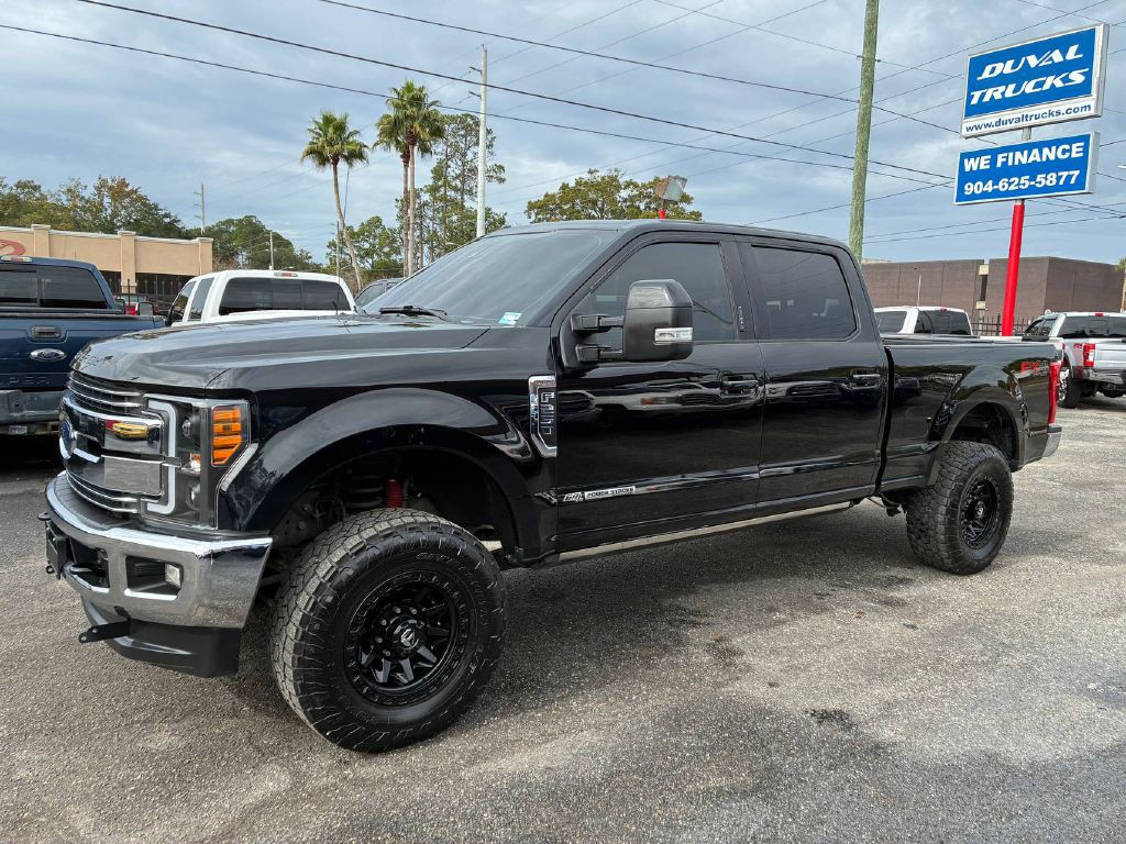 2017 Ford F-250 Image 2