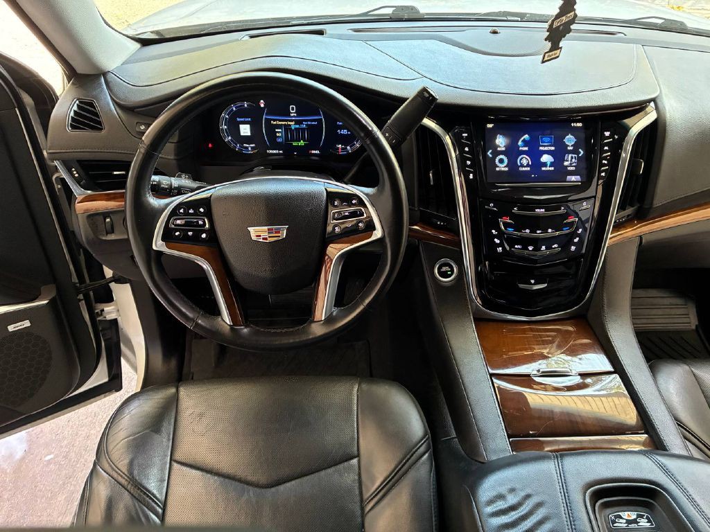 2017 Cadillac Escalade Image 20