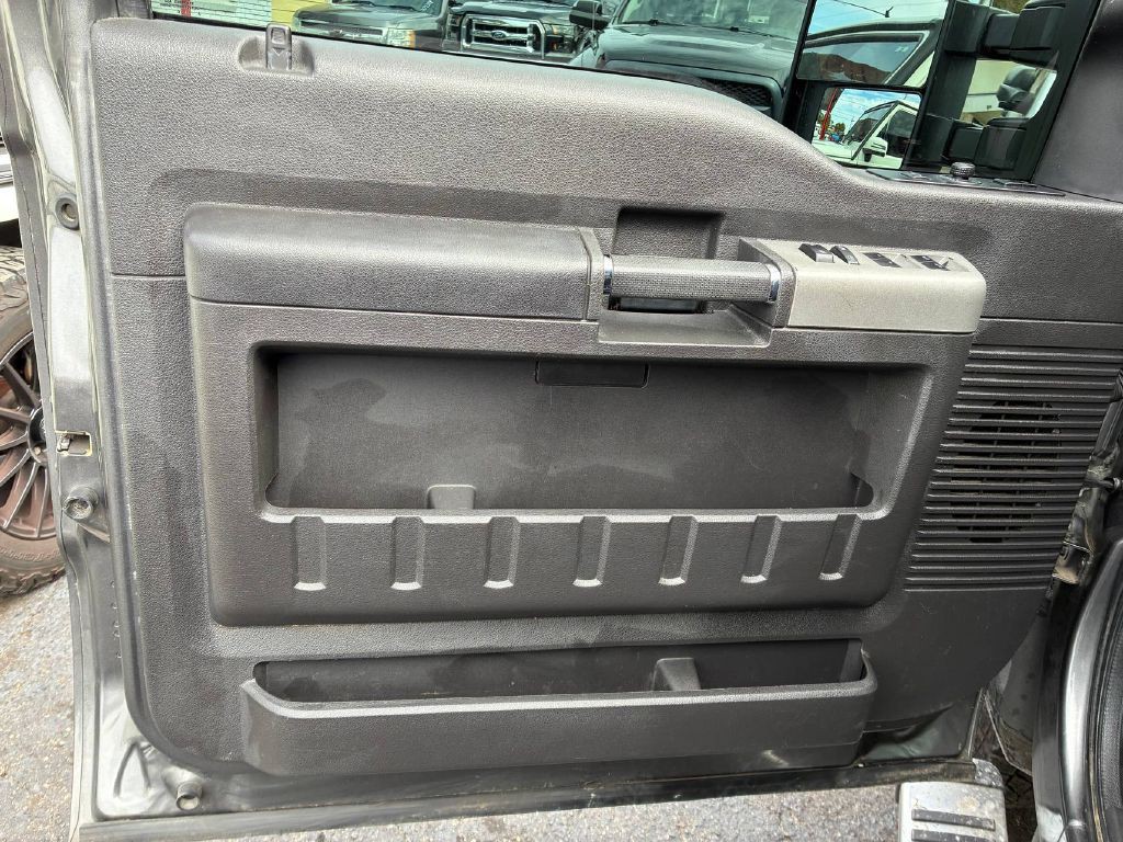 2014 Ford F-250 Image 11