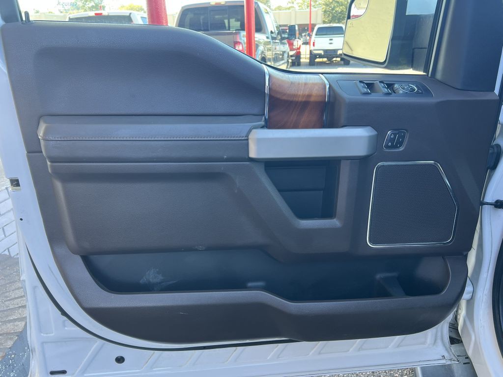 2015 Ford F-150 Image 14